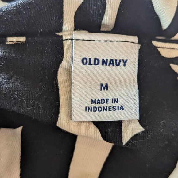 Old Navy Black and White Palm Print Jumpsuit Size Women Medium - Picture 7 of 12